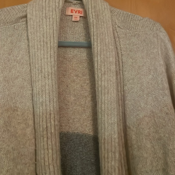 Warm open long striped cardigan withh taupe gray brown and black wide stripes - Picture 3 of 5